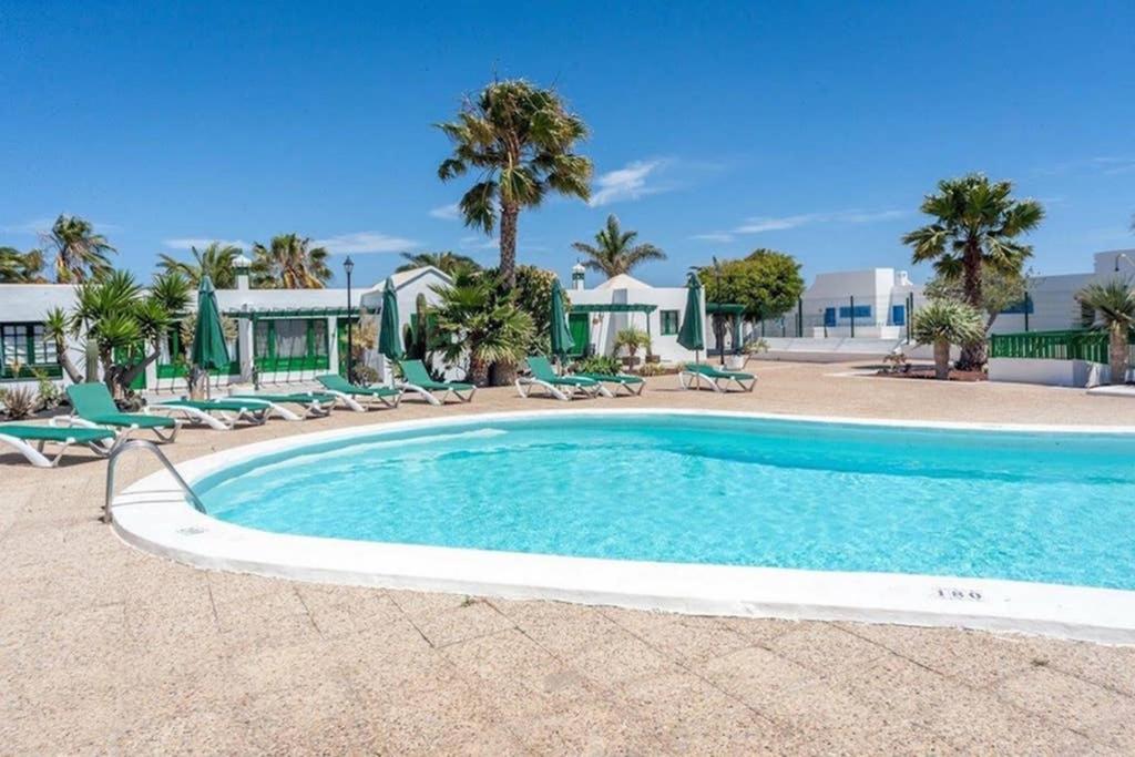 Bandama 14! 2 Bedroom Newly Renovated Bungalow, Los Pocillos, Puerto Del Carmen. Puerto del Carmen  Eksteriør bilde